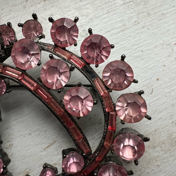 Vintage Pink Rhinestone Brooch - Picture 6 of 6